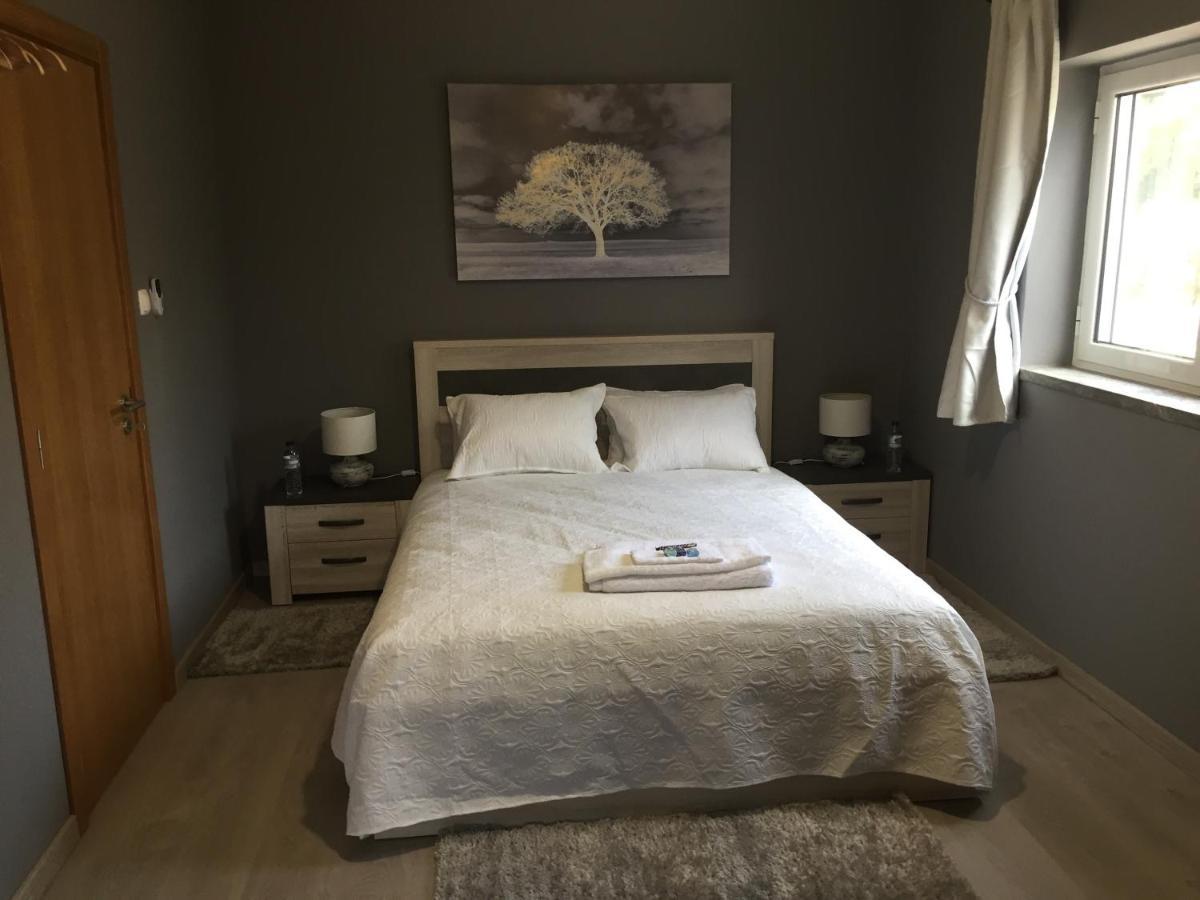 Casa De Newsham Bed & Breakfast Cabacos ภายนอก รูปภาพ